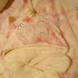 Wearable/reversible unicorn/teddy bear blanket